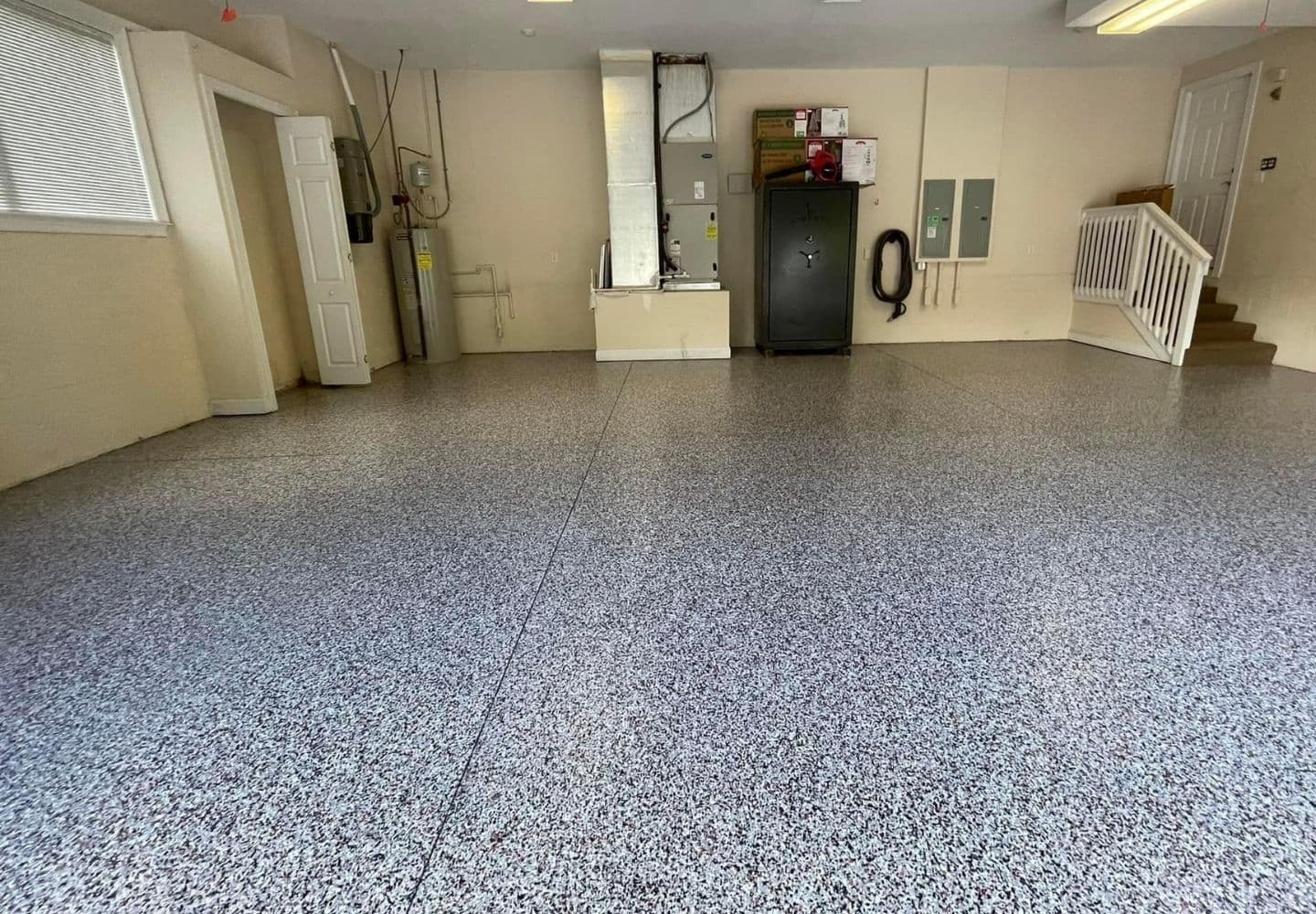 Why Homeowners Trust Specialized Garage Floor Coatings Companies Over General Contractors