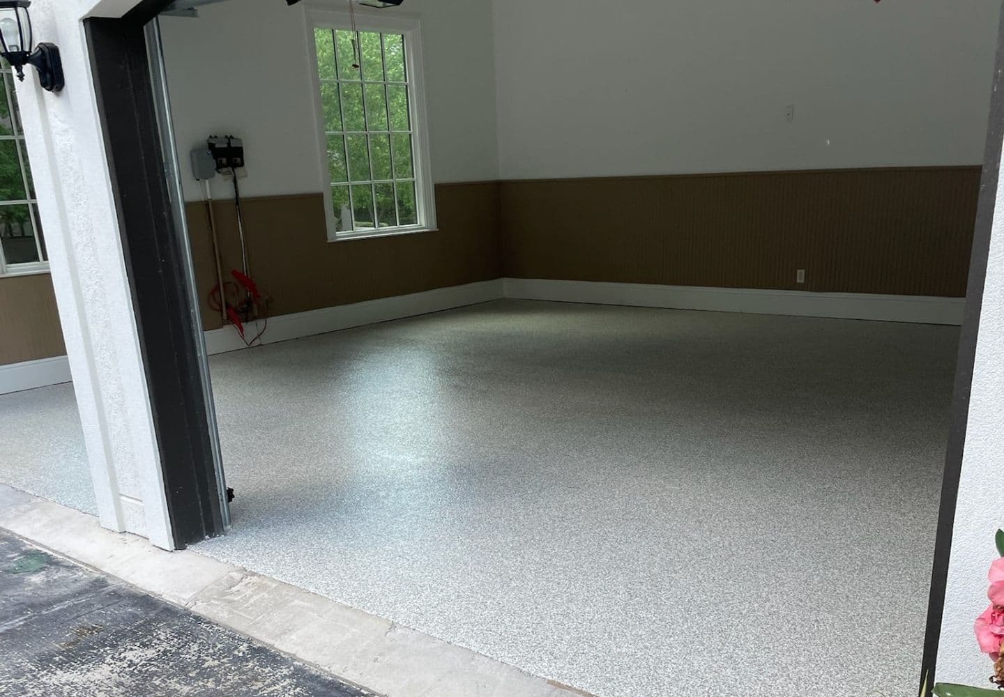 Floortek's Durable Garage Floor Paint