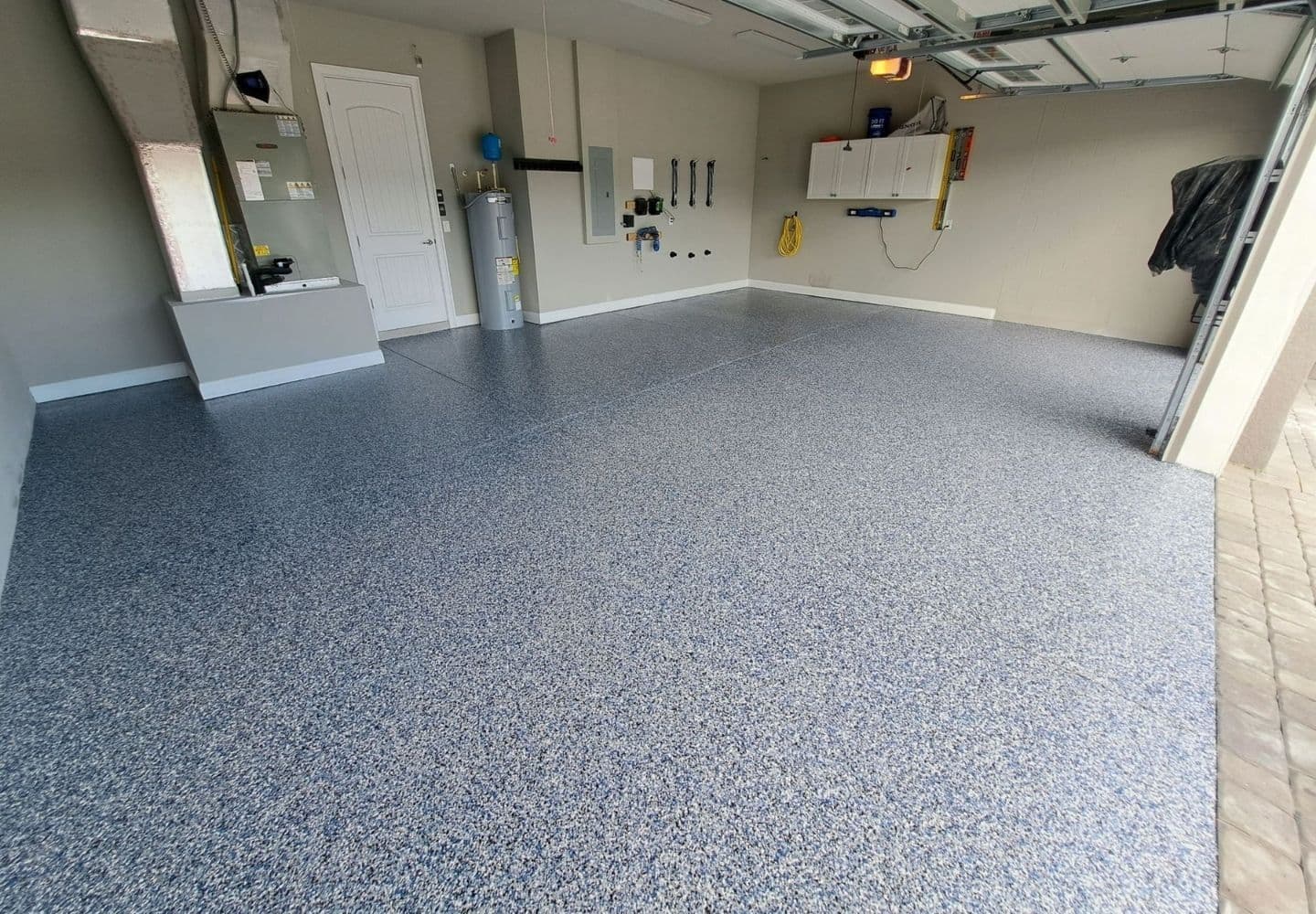 Best Epoxy Garage Floor Covering in Huntsville, AL
