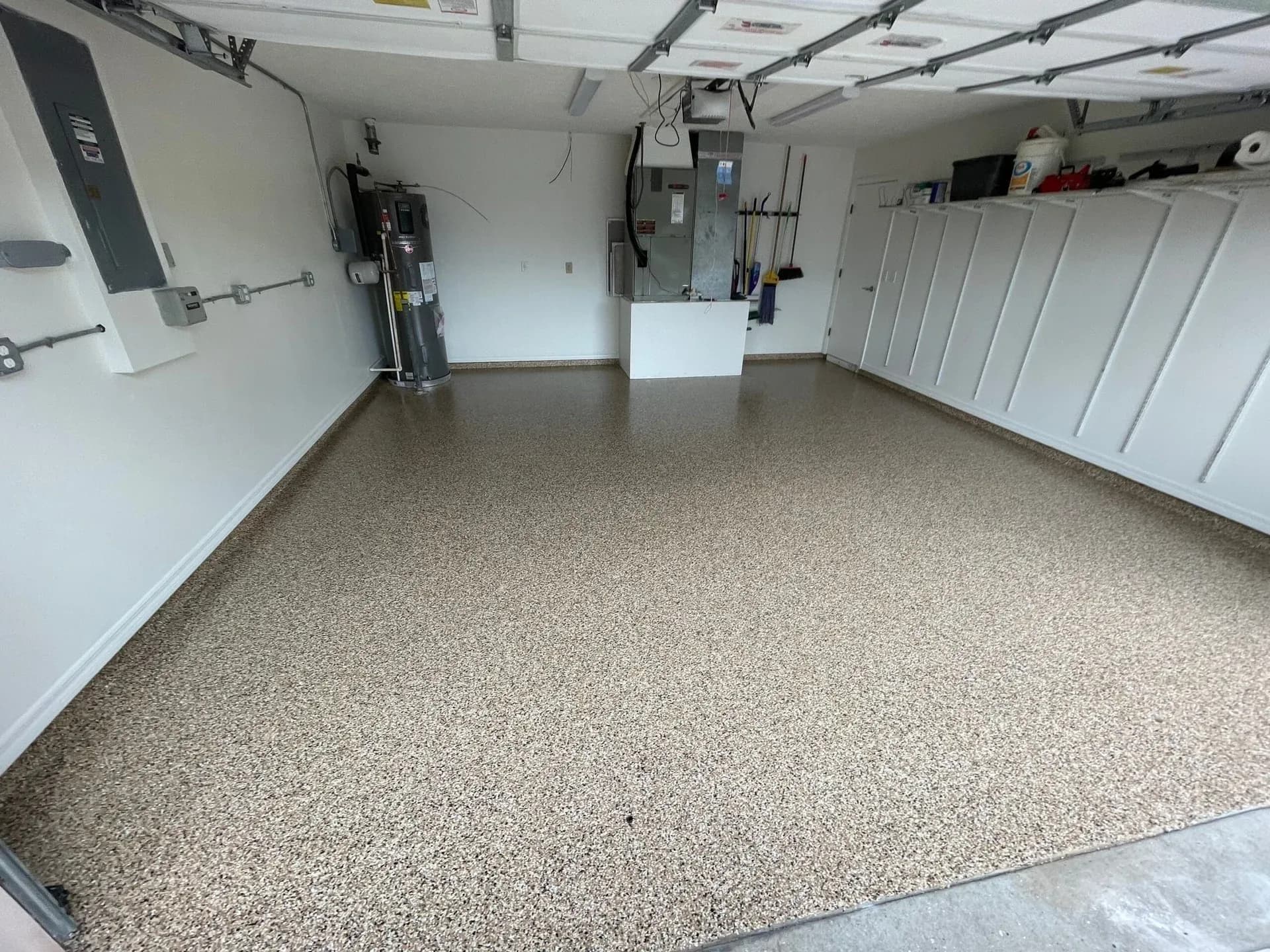 Polyaspartic vs. Epoxy Floor Coating: Why We Stopped Using Epoxy